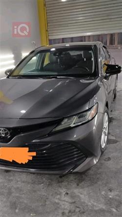 تۆیۆتا کامری